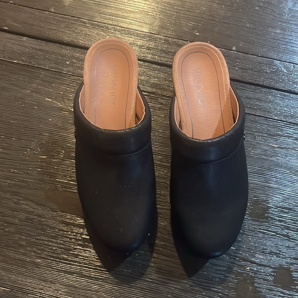New Without Box Vionic Mules - image 2